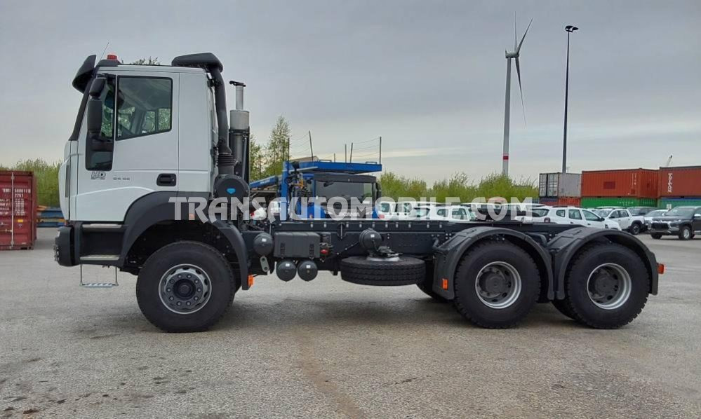 Iveco Astra HD9 64.44T 12.9L DIESEL - Tractor head: gambar 5 Iveco Astra HD9 64.44T 12.9L DIESEL - Tractor head: gambar 5