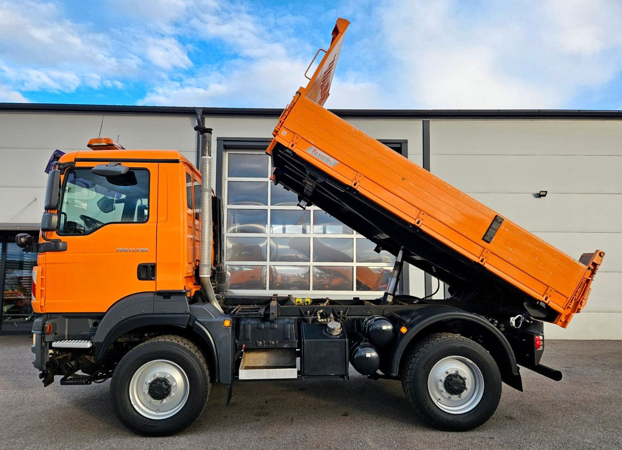 MAN TGM 13.290 4x4 Euro5 Winterdienst Single - Truk jungkit: gambar 2 MAN TGM 13.290 4x4 Euro5 Winterdienst Single - Truk jungkit: gambar 2