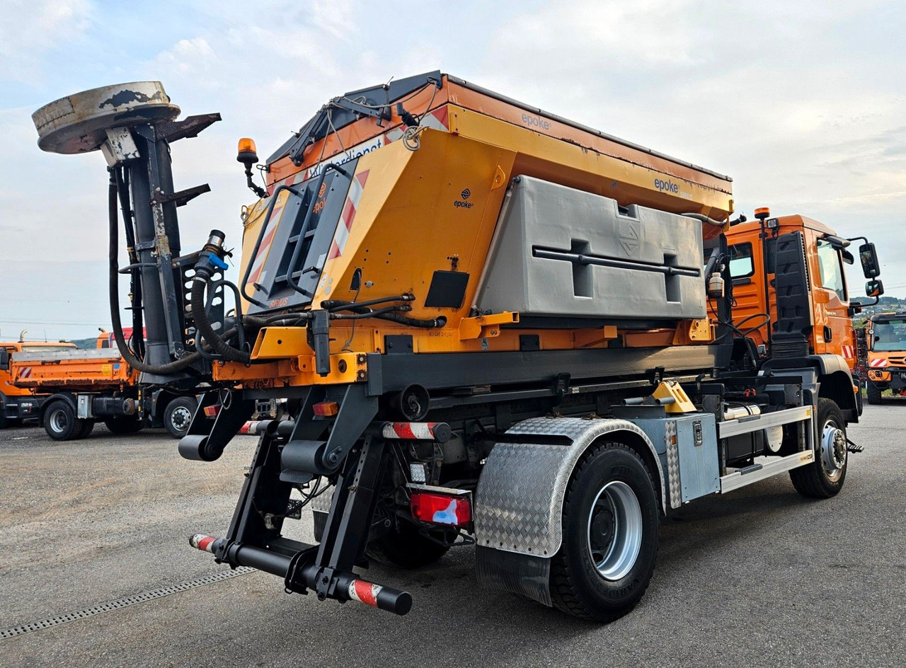 MAN TGM 18.250 4x4 BB EEV Winterdienst - Hook lift, Truk derek: gambar 5 MAN TGM 18.250 4x4 BB EEV Winterdienst - Hook lift, Truk derek: gambar 5