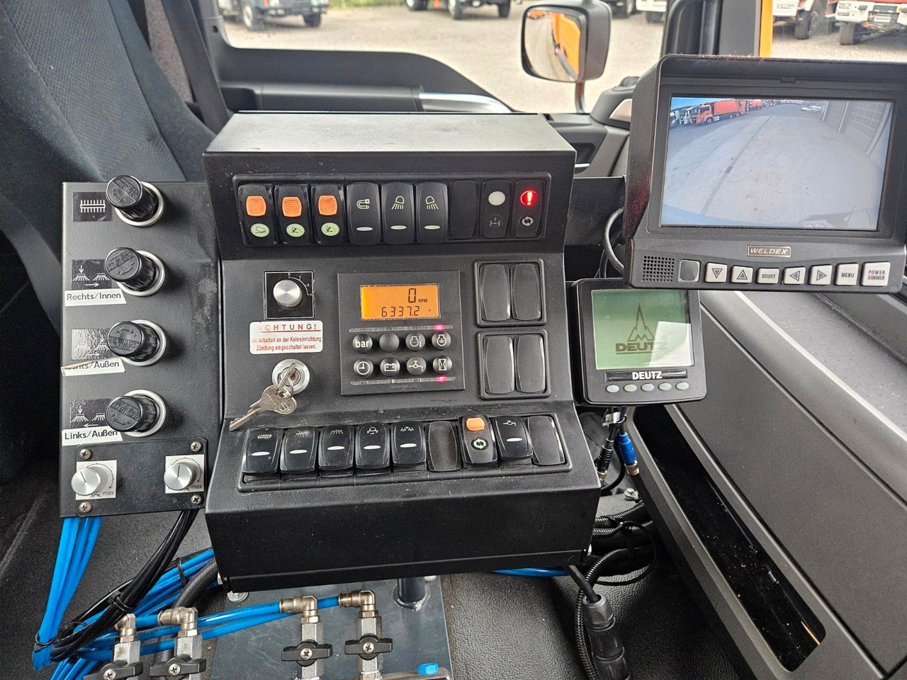 Penyapu jalan MAN TGM 18.250 Euro6 BROCK SL200 L+R  Aufbaumotor: gambar 11