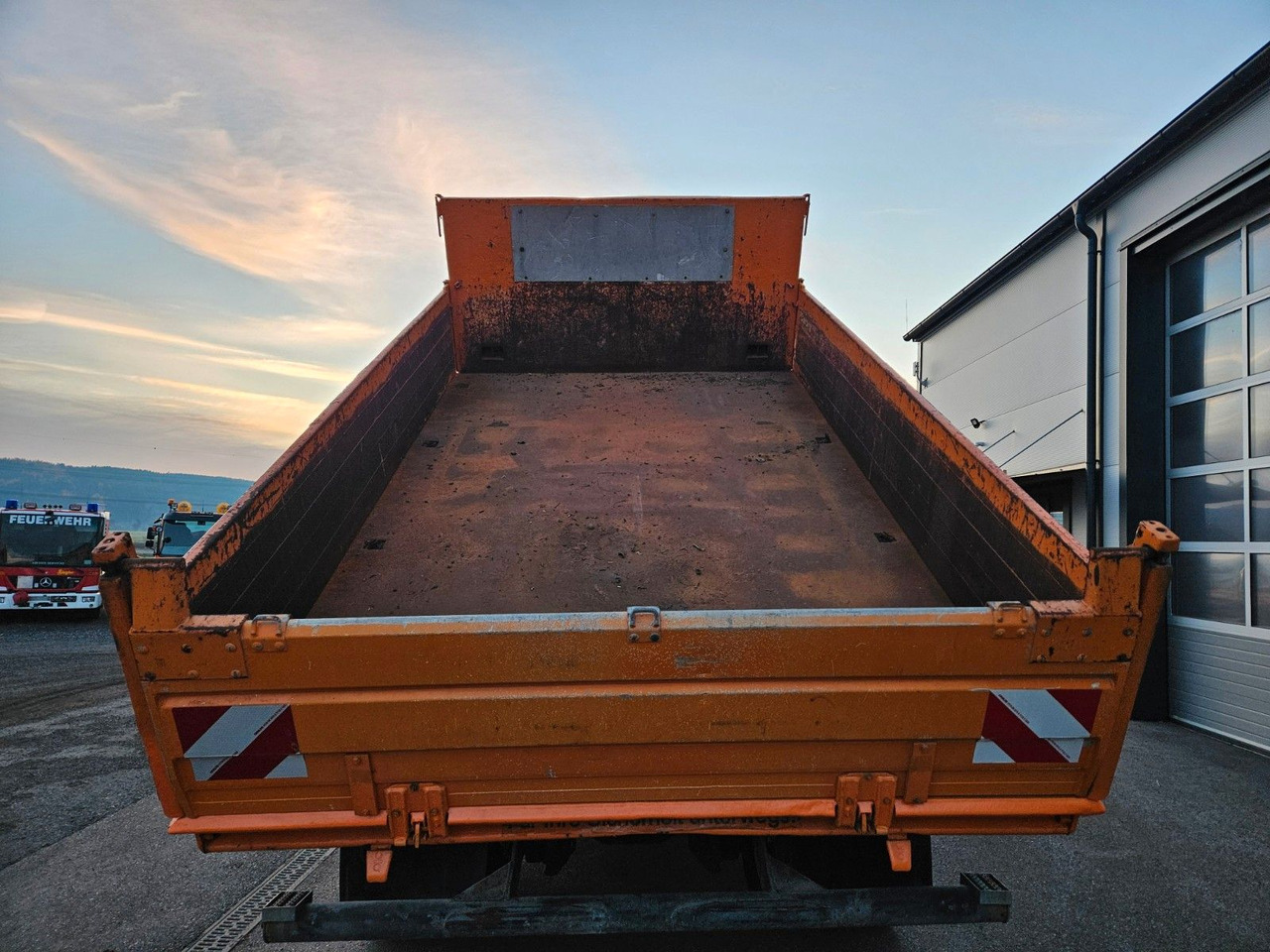 MAN TGS 18.360 4x4 BL Euro5 Meiller - Truk jungkit: gambar 4 MAN TGS 18.360 4x4 BL Euro5 Meiller - Truk jungkit: gambar 4