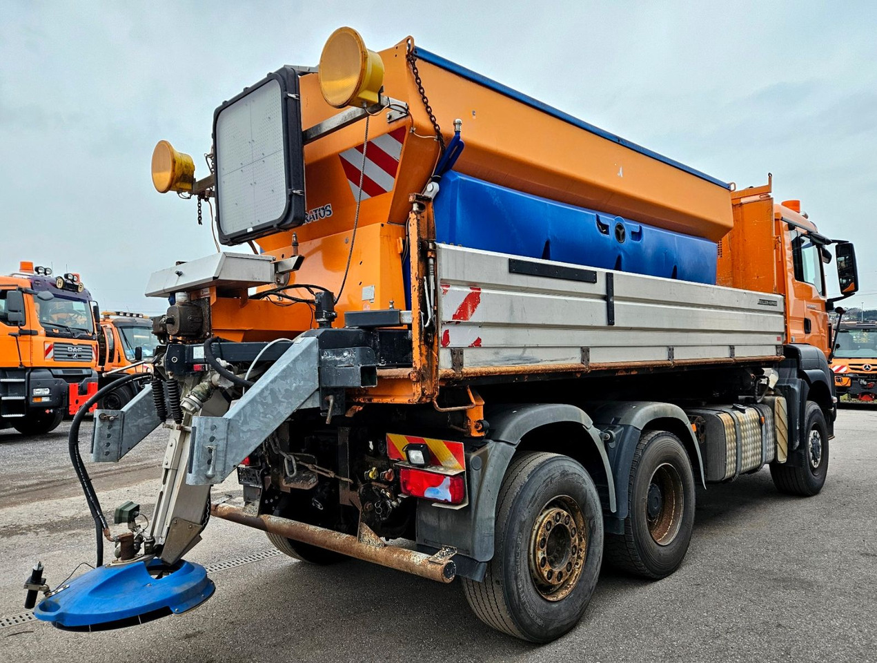 MAN TGS 28.400 6x4-4 BL Winterdienst Schmidt Euro5 - Truk jungkit: gambar 4 MAN TGS 28.400 6x4-4 BL Winterdienst Schmidt Euro5 - Truk jungkit: gambar 4