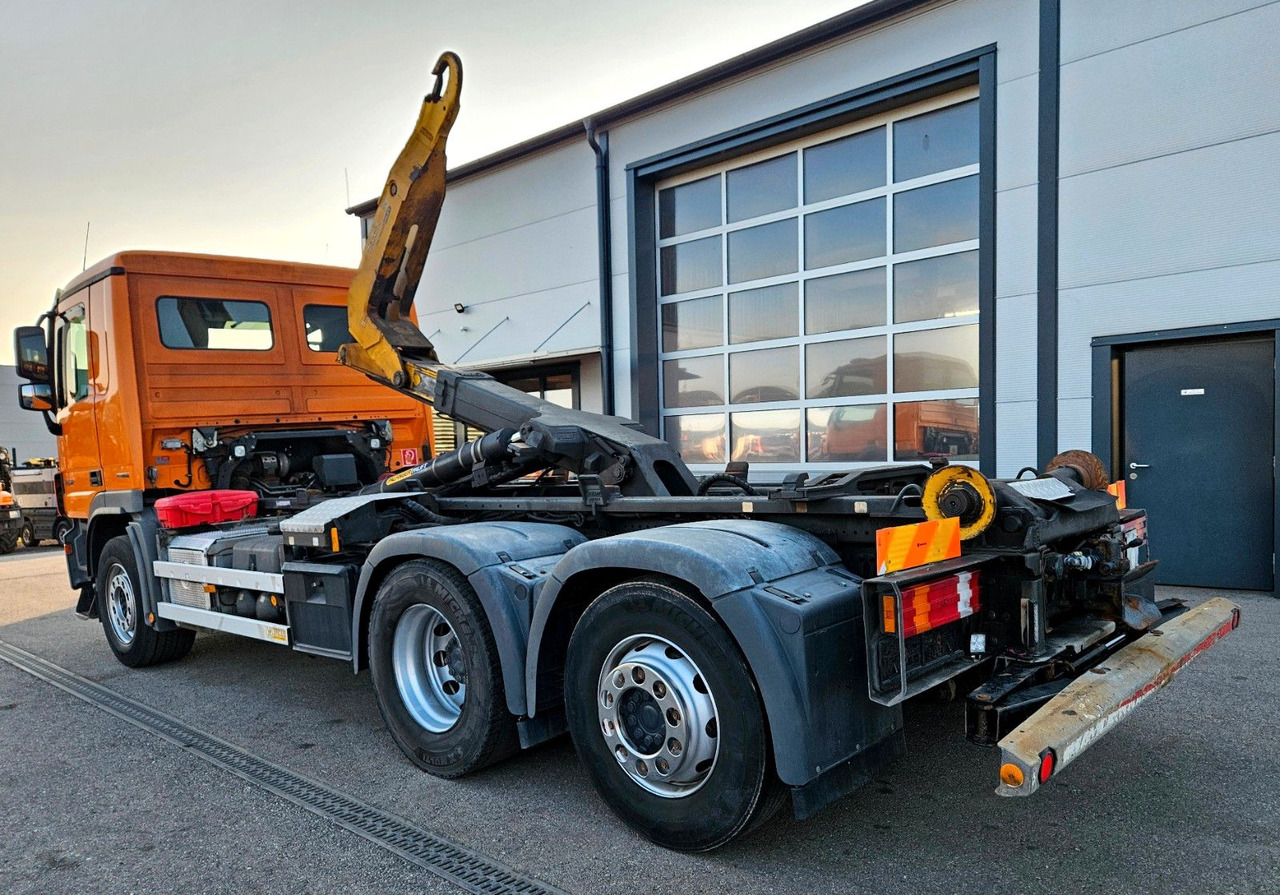 Mercedes-Benz Actros 2532 6x2 MP3 Euro5 - Hook lift: gambar 3 Mercedes-Benz Actros 2532 6x2 MP3 Euro5 - Hook lift: gambar 3