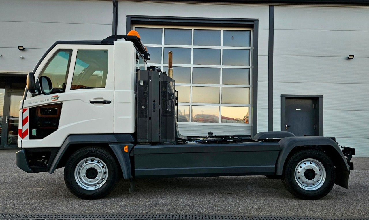Multicar M31 H Euro6 4x4 175PS - Truk sasis: gambar 2 Multicar M31 H Euro6 4x4 175PS - Truk sasis: gambar 2