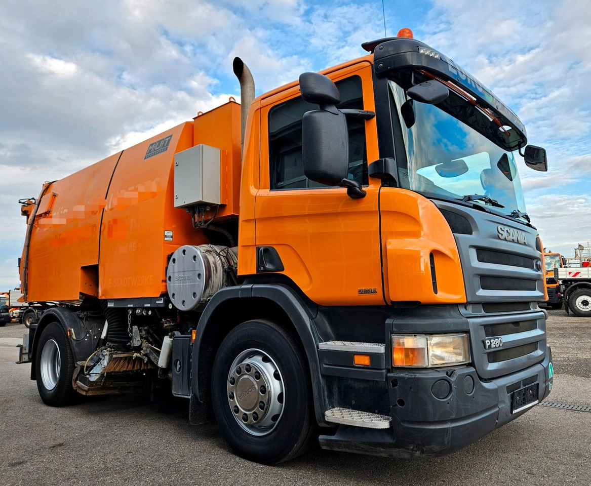 Scania P280 Euro5 MUT 7m3 Hydrostat - Penyapu jalan: gambar 1 Scania P280 Euro5 MUT 7m3 Hydrostat - Penyapu jalan: gambar 1