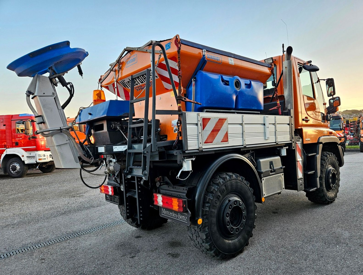 Unimog U400 6 Zylinder EAS 5960h - Truk jungkit: gambar 5 Unimog U400 6 Zylinder EAS 5960h - Truk jungkit: gambar 5