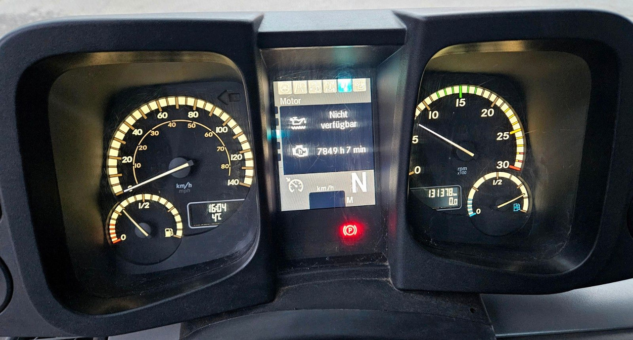 Truk jungkit Unimog U423 UGE Euro6 Hydrostat Schmidt Stratos: gambar 12 Truk jungkit Unimog U423 UGE Euro6 Hydrostat Schmidt Stratos: gambar 12