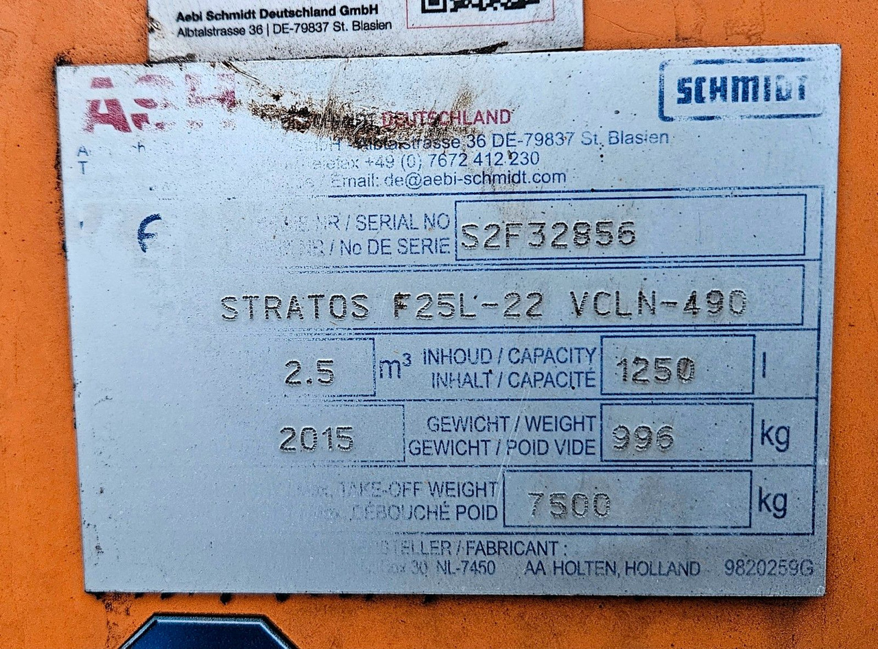 Truk jungkit Unimog U423 UGE Euro6 Hydrostat Schmidt Stratos: gambar 17 Truk jungkit Unimog U423 UGE Euro6 Hydrostat Schmidt Stratos: gambar 17