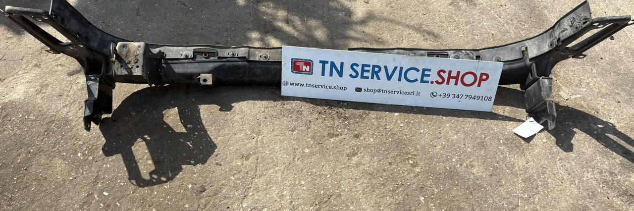 Barra paraurti DAF - Bumper untuk Truk: gambar 5 Barra paraurti DAF - Bumper untuk Truk: gambar 5