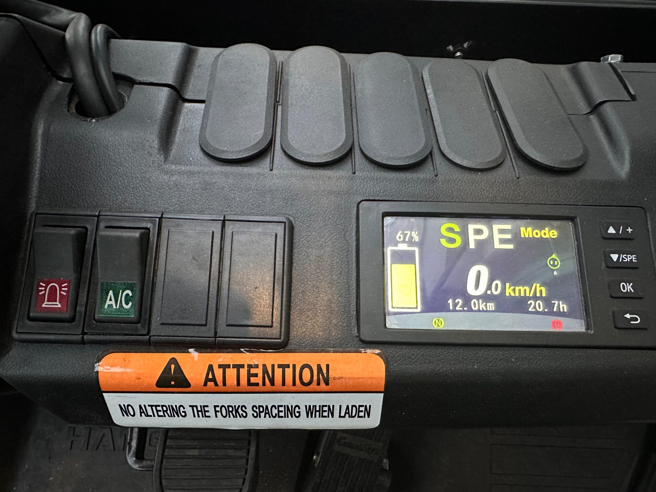 Forklift listrik HC XH CPD35-XY2G-SI24 (309V Li-ion aku): gambar 10