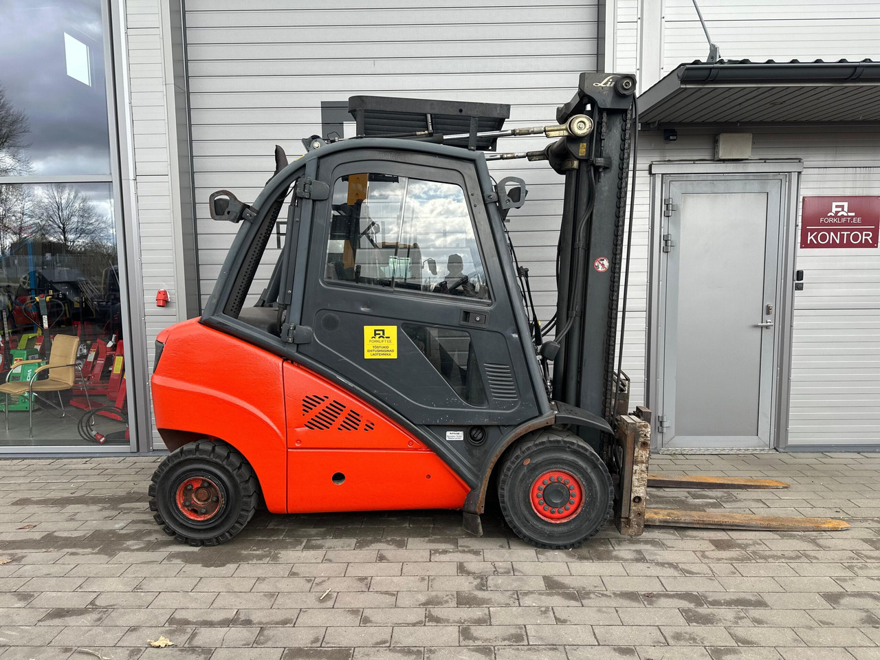 Linde H30D-01 - Forklift diesel: gambar 2 Linde H30D-01 - Forklift diesel: gambar 2