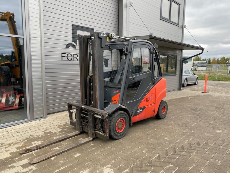 Linde H35D - Forklift diesel: gambar 1 Linde H35D - Forklift diesel: gambar 1