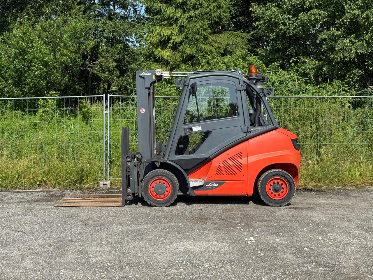 Linde H40D-02 - Forklift diesel: gambar 2 Linde H40D-02 - Forklift diesel: gambar 2
