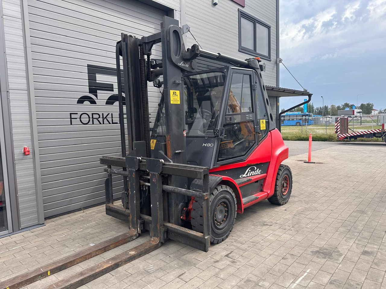 Linde H80D-01 - Forklift diesel: gambar 1 Linde H80D-01 - Forklift diesel: gambar 1