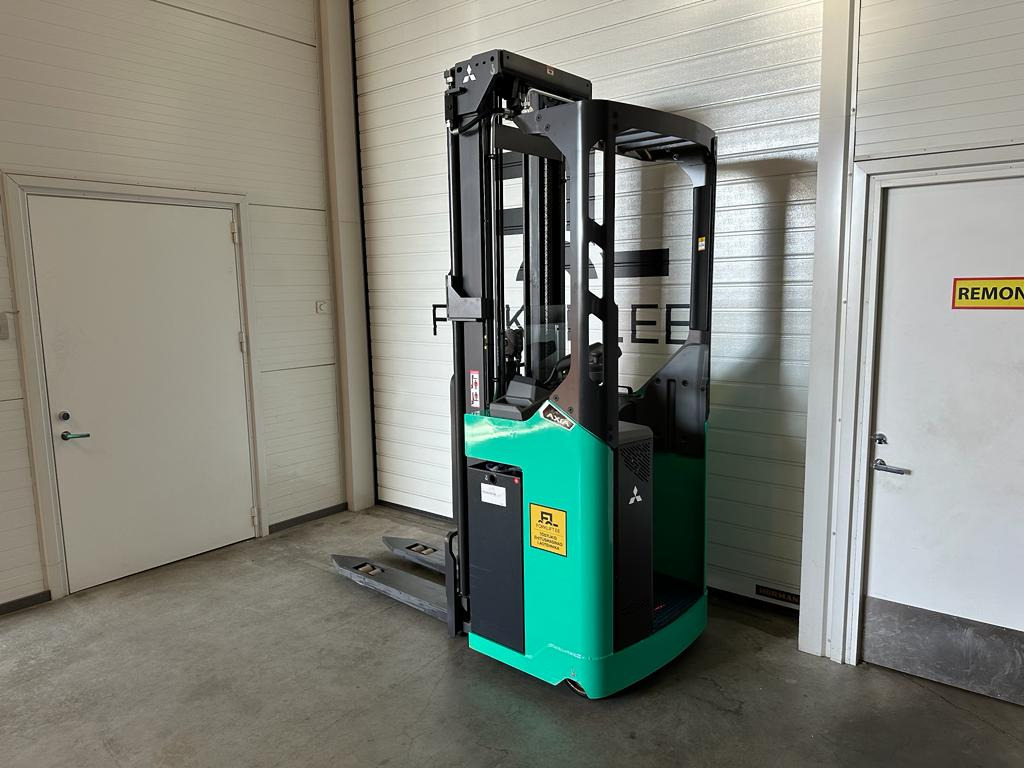 Mitsubishi SBR16N - Penumpuk: gambar 3 Mitsubishi SBR16N - Penumpuk: gambar 3