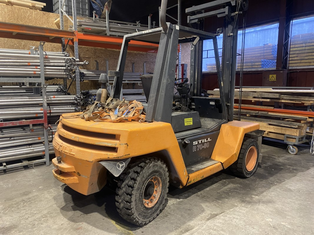 Still R70-80 - Forklift diesel: gambar 1 Still R70-80 - Forklift diesel: gambar 1