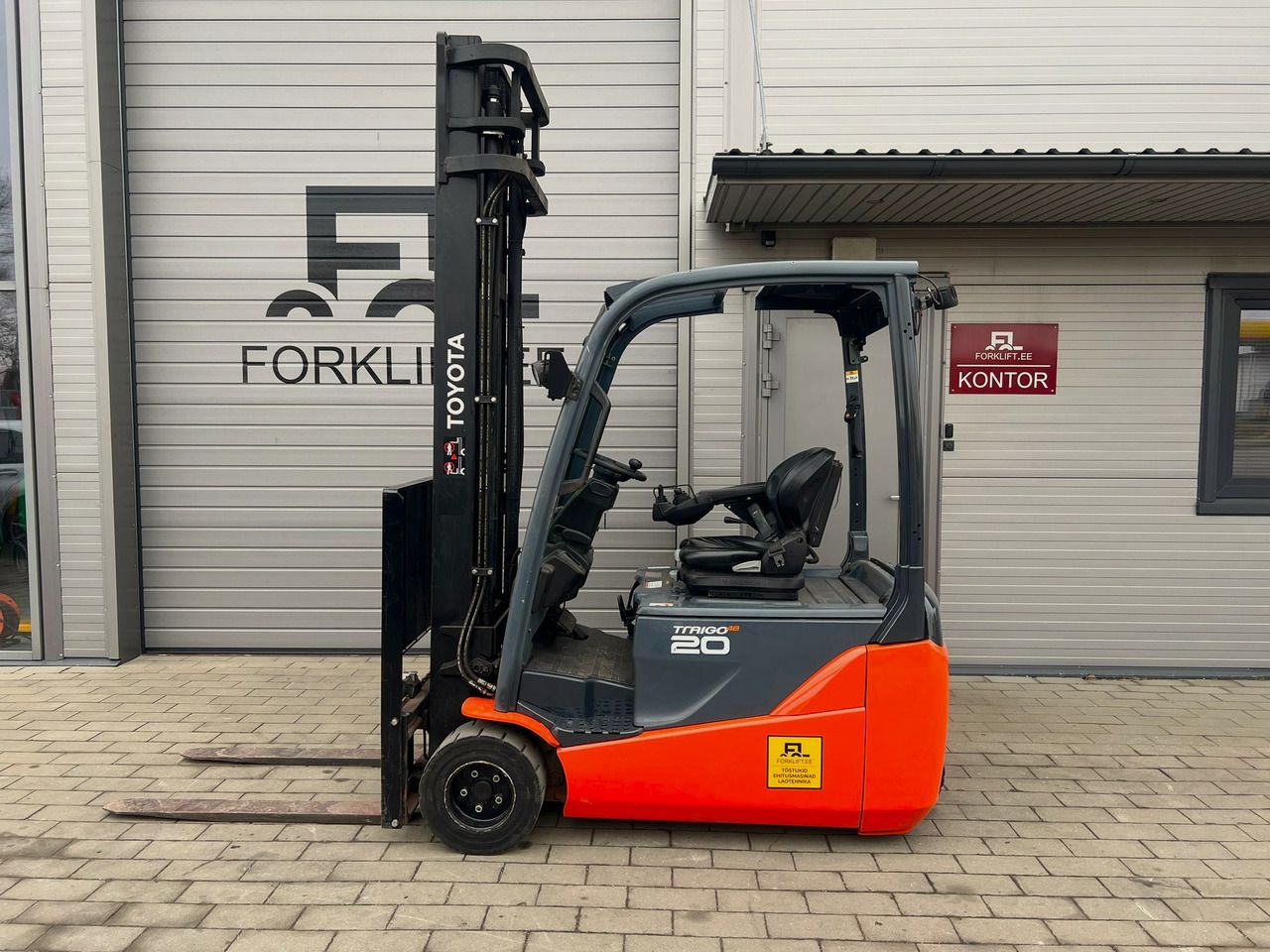 Toyota 8FBE20T - Forklift listrik: gambar 2 Toyota 8FBE20T - Forklift listrik: gambar 2