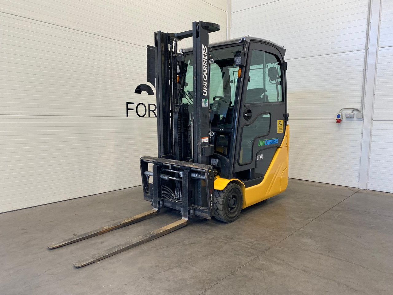 Unicarriers A2N1L16Q - Forklift listrik: gambar 1 Unicarriers A2N1L16Q - Forklift listrik: gambar 1