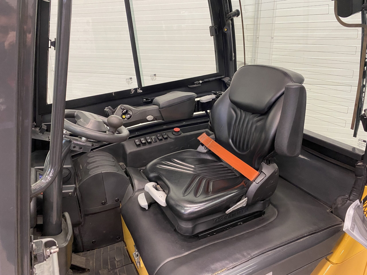 Unicarriers A2N1L18Q - Forklift: gambar 5 Unicarriers A2N1L18Q - Forklift: gambar 5