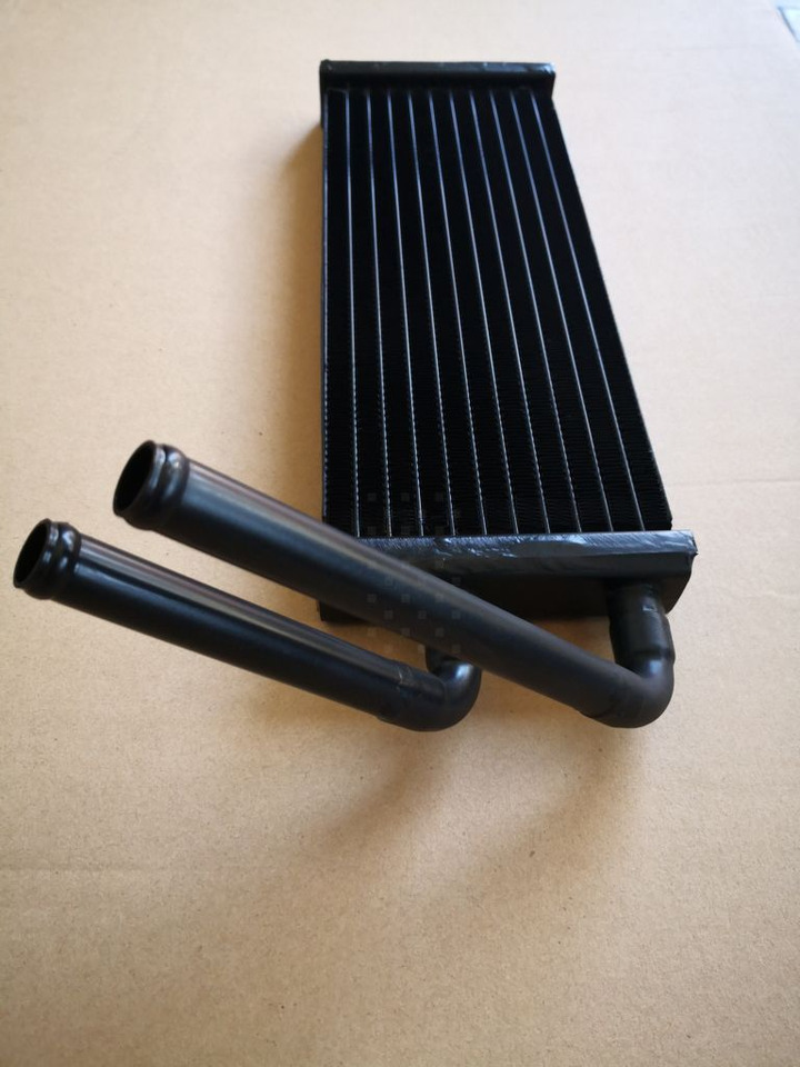 RADIATORE RISCALDAMENTO New Holland Kobelco E215C SK210-9 - Radiator: gambar 2 RADIATORE RISCALDAMENTO New Holland Kobelco E215C SK210-9 - Radiator: gambar 2