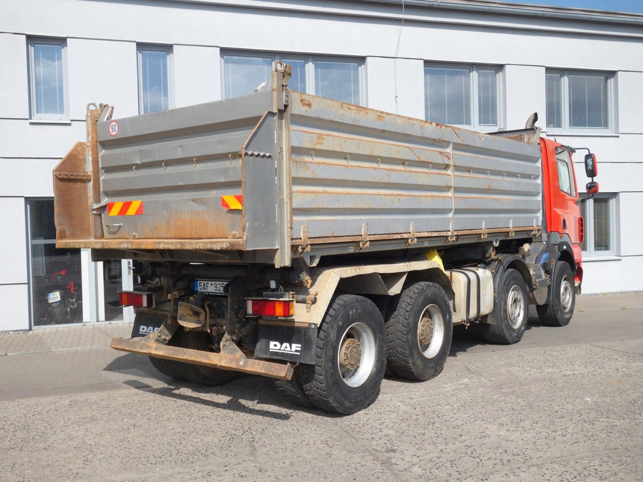 DAF CF85.410 8x4 mit Meiller - Truk jungkit: gambar 5 DAF CF85.410 8x4 mit Meiller - Truk jungkit: gambar 5