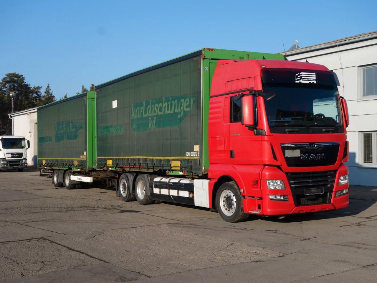 MAN TGX 26.500 XXL, BDF, Retarder, + Anhänger Krone - Truk dengan terpal samping: gambar 2 MAN TGX 26.500 XXL, BDF, Retarder, + Anhänger Krone - Truk dengan terpal samping: gambar 2