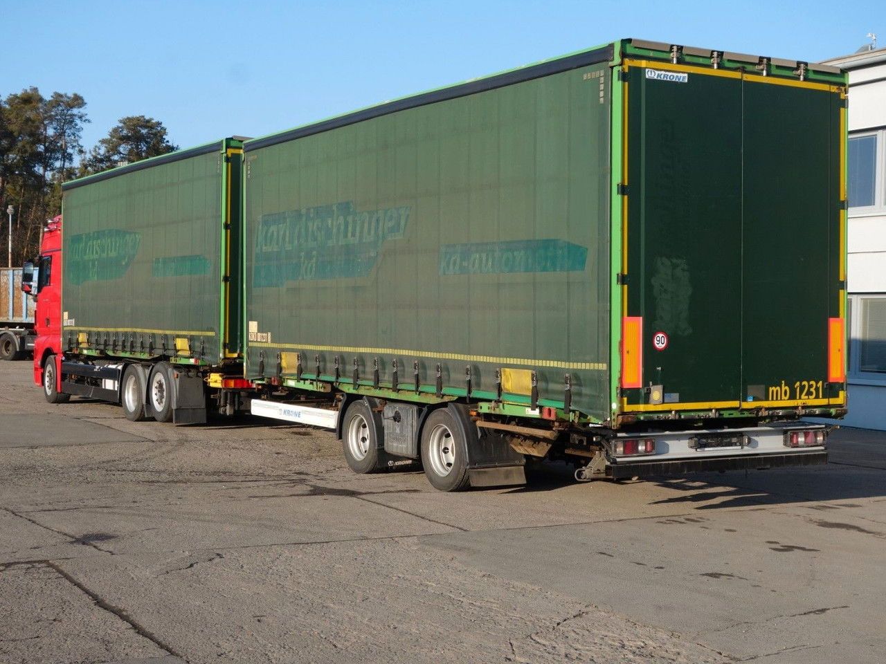 MAN TGX 26.500 XXL, BDF, Retarder, + Anhänger Krone - Truk dengan terpal samping: gambar 4 MAN TGX 26.500 XXL, BDF, Retarder, + Anhänger Krone - Truk dengan terpal samping: gambar 4