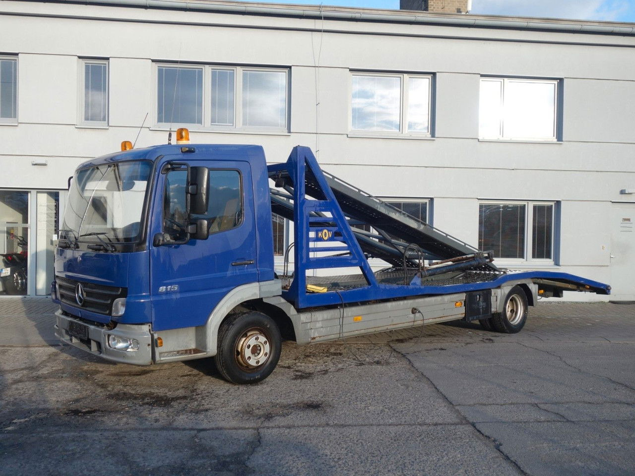 Mercedes-Benz Atego 815 für 2 PKW - Truk pengangkut mobil: gambar 3 Mercedes-Benz Atego 815 für 2 PKW - Truk pengangkut mobil: gambar 3