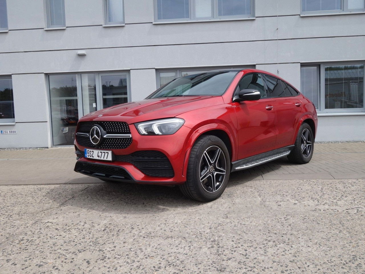 Mercedes-Benz GLE-klasse 400 d 4Matic Coupe Pano - Coupe: gambar 1 Mercedes-Benz GLE-klasse 400 d 4Matic Coupe Pano - Coupe: gambar 1