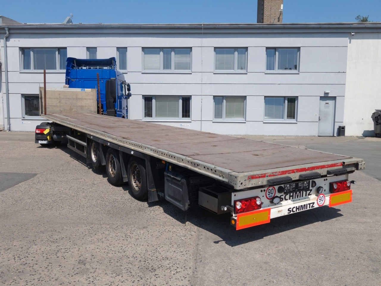 Schmitz Cargobull SCS 24/L , MEGA, Liftaachse, Plattform - Semi-trailer dengan terpal samping: gambar 5 Schmitz Cargobull SCS 24/L , MEGA, Liftaachse, Plattform - Semi-trailer dengan terpal samping: gambar 5