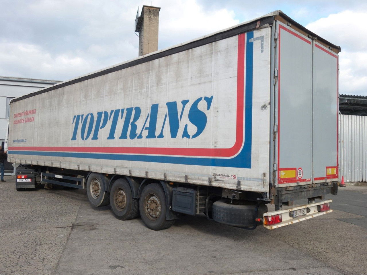 Schwarzmüller SPA 3/A, Standard, Liftachse - Semi-trailer dengan terpal samping: gambar 4 Schwarzmüller SPA 3/A, Standard, Liftachse - Semi-trailer dengan terpal samping: gambar 4