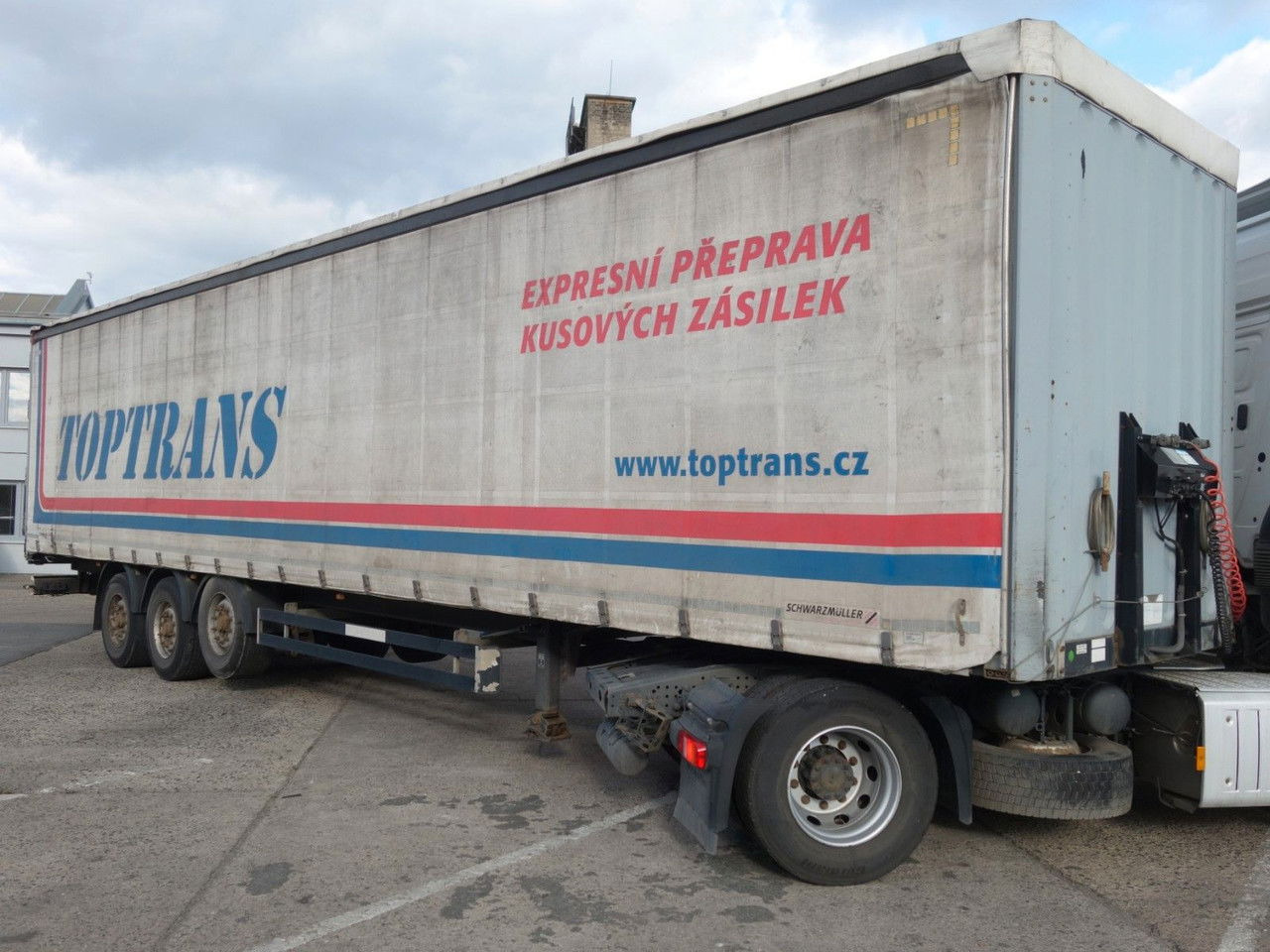 Schwarzmüller SPA 3/A, Standard, Liftachse - Semi-trailer dengan terpal samping: gambar 2 Schwarzmüller SPA 3/A, Standard, Liftachse - Semi-trailer dengan terpal samping: gambar 2