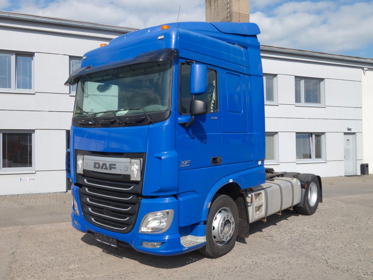 DAF XF 460 SC Standard - Tractor head: gambar 2 DAF XF 460 SC Standard - Tractor head: gambar 2
