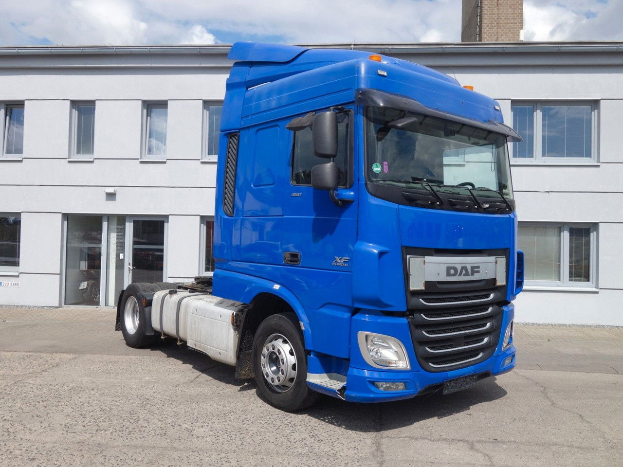 DAF XF 460 SC Standard, Standklima, Xenon, 3 Stk. - Tractor head: gambar 3 DAF XF 460 SC Standard, Standklima, Xenon, 3 Stk. - Tractor head: gambar 3