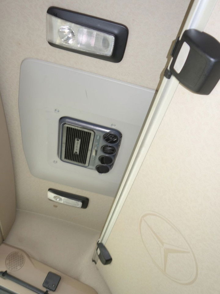 Leasing  Mercedes-Benz Actros 1845 LD BIG Space MirrorCam Mercedes-Benz Actros 1845 LD BIG Space MirrorCam: gambar 15 Leasing  Mercedes-Benz Actros 1845 LD BIG Space MirrorCam Mercedes-Benz Actros 1845 LD BIG Space MirrorCam: gambar 15