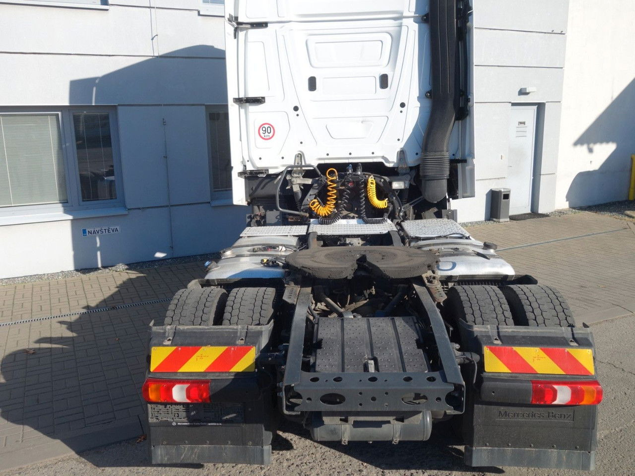 Tractor head Mercedes-Benz Actros 1848 Giga Space, Standard: gambar 6