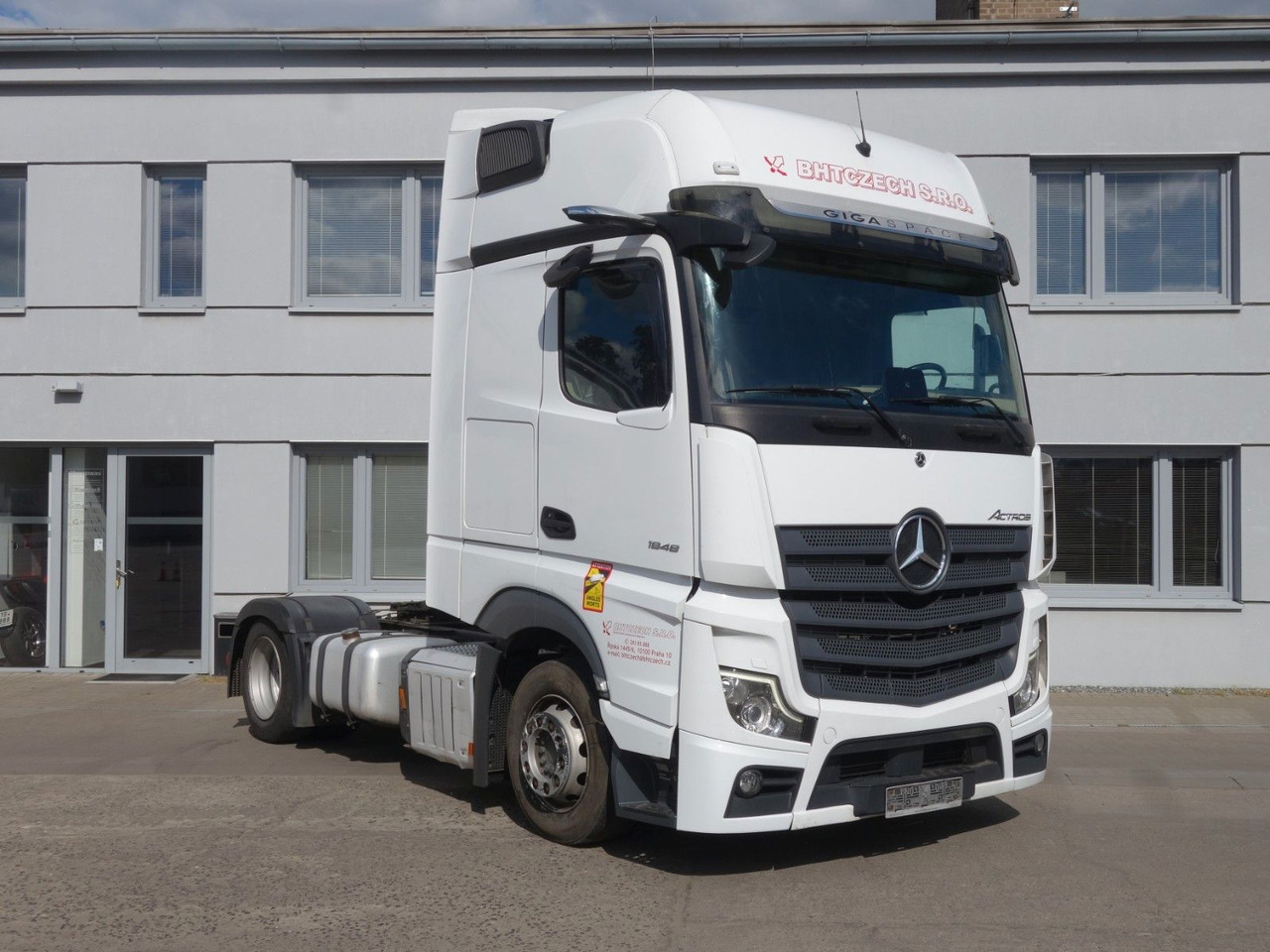 Mercedes-Benz Actros 1848 LSNRL Giga Space, Xenon, Cam - Tractor head: gambar 2 Mercedes-Benz Actros 1848 LSNRL Giga Space, Xenon, Cam - Tractor head: gambar 2