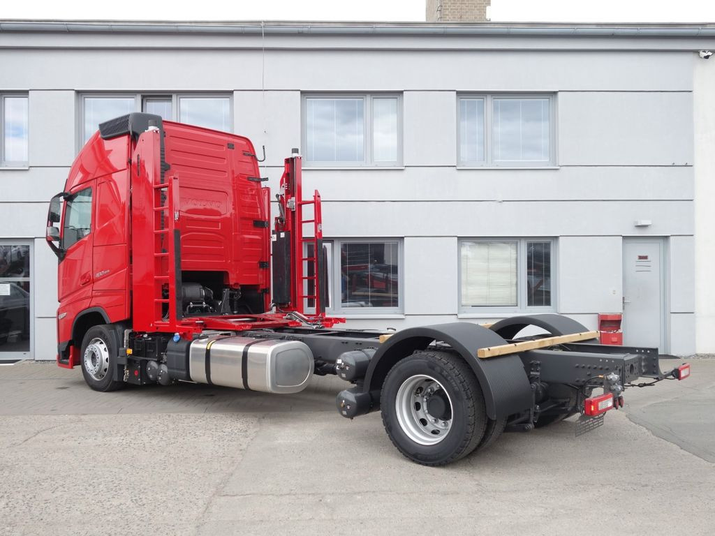Volvo FH 13 XL 460 TC Neue fur Kassbohrer - Truk pengangkut mobil: gambar 4 Volvo FH 13 XL 460 TC Neue fur Kassbohrer - Truk pengangkut mobil: gambar 4