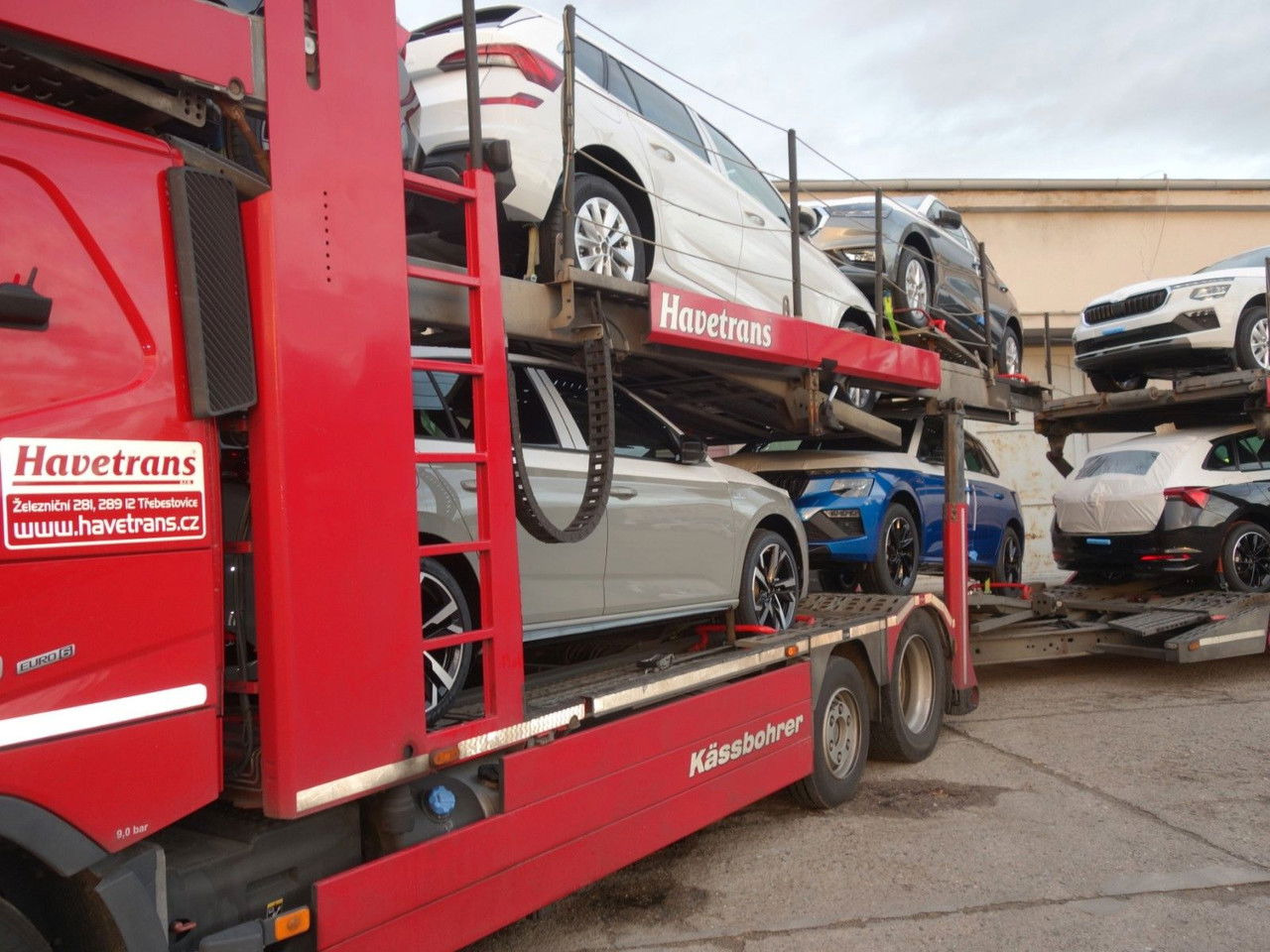 Volvo FM 13 460 6x2 Kässbohrer Metago - Supertrans - Truk pengangkut mobil: gambar 3 Volvo FM 13 460 6x2 Kässbohrer Metago - Supertrans - Truk pengangkut mobil: gambar 3