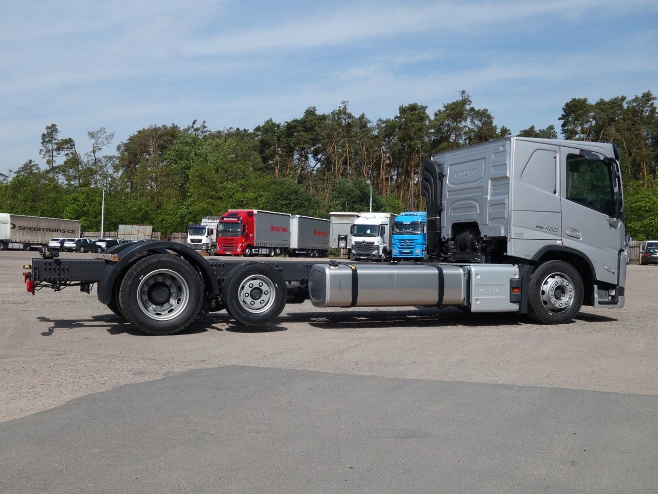 Volvo FM13 460 6x2 Neue RTO , Kassbohrer, Rolfo, Rimo - Truk sasis: gambar 5 Volvo FM13 460 6x2 Neue RTO , Kassbohrer, Rolfo, Rimo - Truk sasis: gambar 5
