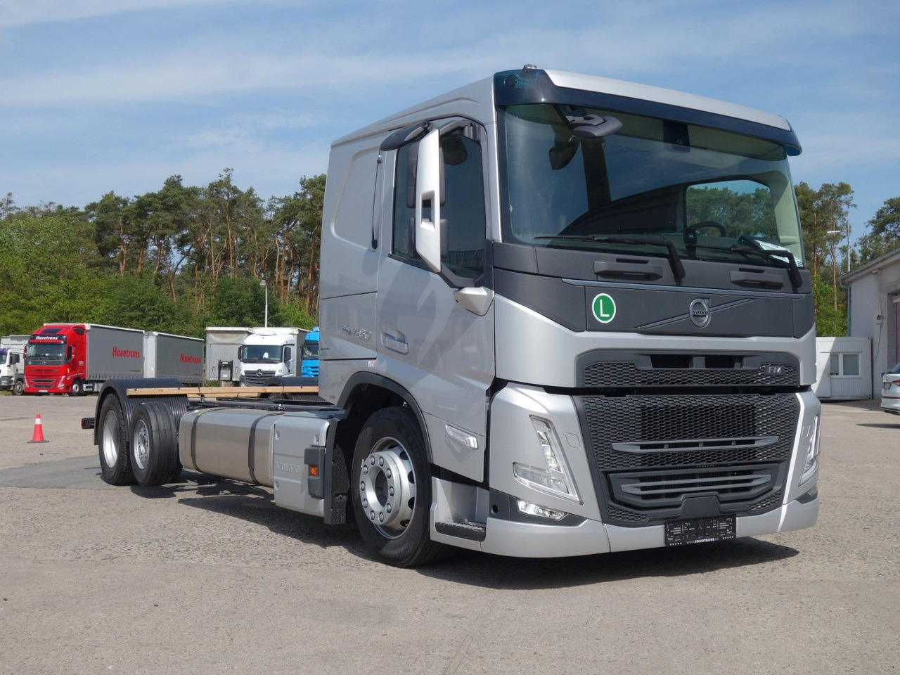 Volvo FM13 460 6x2 Neue RTO , Kassbohrer, Rolfo, Rimo - Truk sasis: gambar 3 Volvo FM13 460 6x2 Neue RTO , Kassbohrer, Rolfo, Rimo - Truk sasis: gambar 3