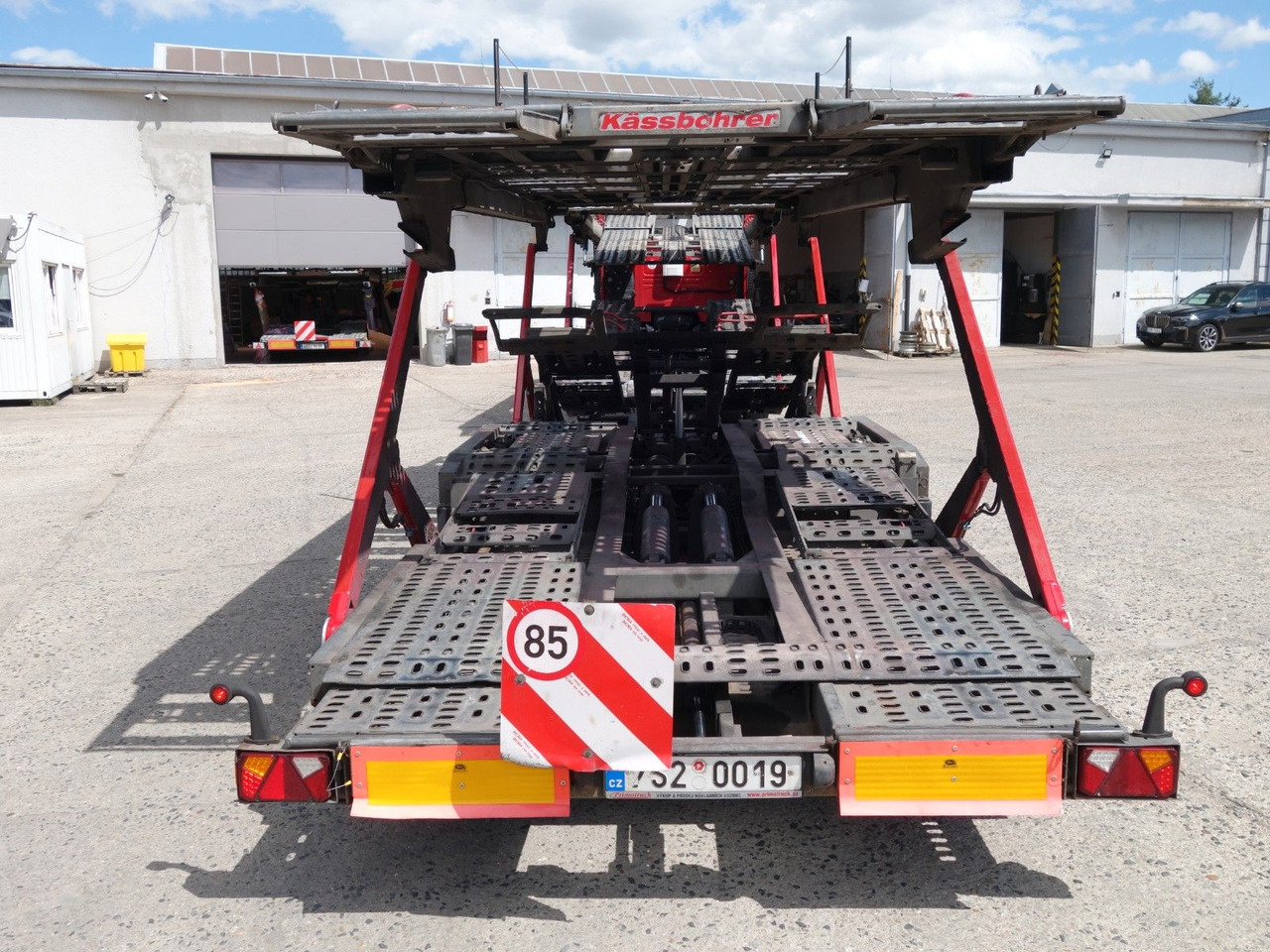 Volvo FM13 460 Kässbohrer 6x2 Supertrans / Supertrans - Truk pengangkut mobil: gambar 4 Volvo FM13 460 Kässbohrer 6x2 Supertrans / Supertrans - Truk pengangkut mobil: gambar 4