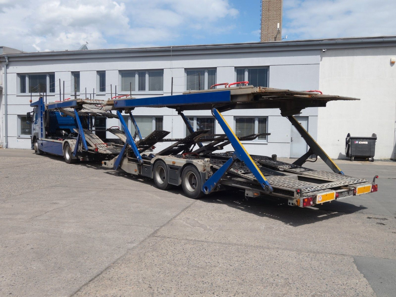 Volvo FM13 500 Kässbohrer Supertrans / Supertrans - Truk pengangkut mobil: gambar 3 Volvo FM13 500 Kässbohrer Supertrans / Supertrans - Truk pengangkut mobil: gambar 3