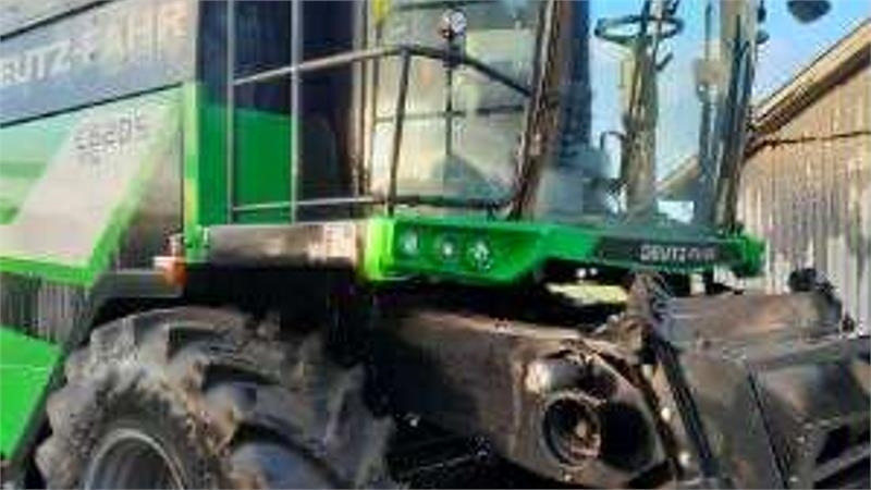 Deutz-fahr 6205 TS - Pemanen gabungan: gambar 1 Deutz-fahr 6205 TS - Pemanen gabungan: gambar 1