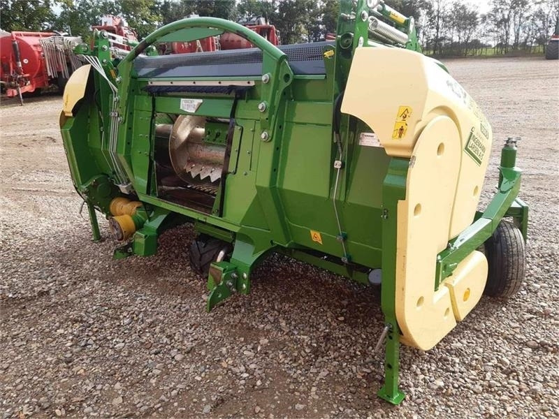 Krone EasyFlow 300S - Peralatan untuk pembuatan jerami: gambar 4 Krone EasyFlow 300S - Peralatan untuk pembuatan jerami: gambar 4