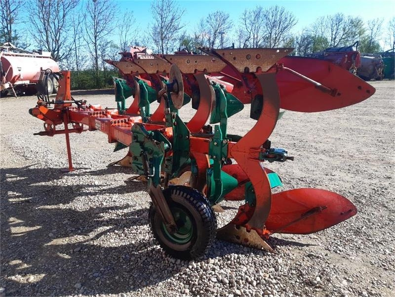 Kverneland 4 furet - Bajak: gambar 4 Kverneland 4 furet - Bajak: gambar 4