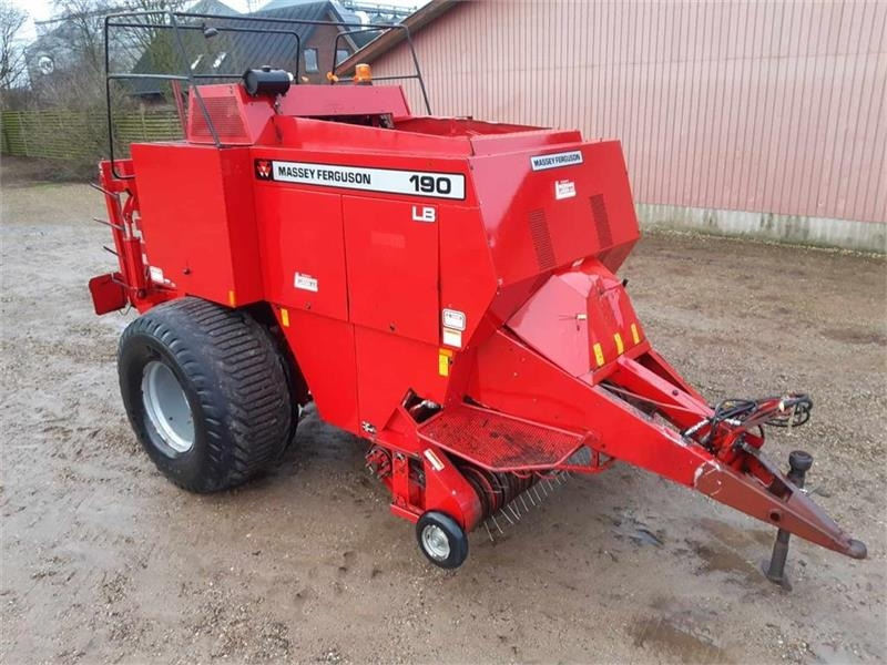 Massey Ferguson 190 - Baler persegi: gambar 1 Massey Ferguson 190 - Baler persegi: gambar 1
