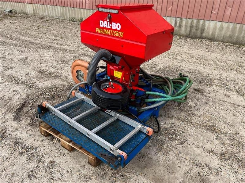 He-Va Multi Seeder 210 - Peralatan pertanian: gambar 2 He-Va Multi Seeder 210 - Peralatan pertanian: gambar 2