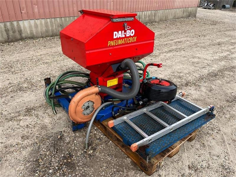 He-Va Multi Seeder 210 - Peralatan pertanian: gambar 1 He-Va Multi Seeder 210 - Peralatan pertanian: gambar 1