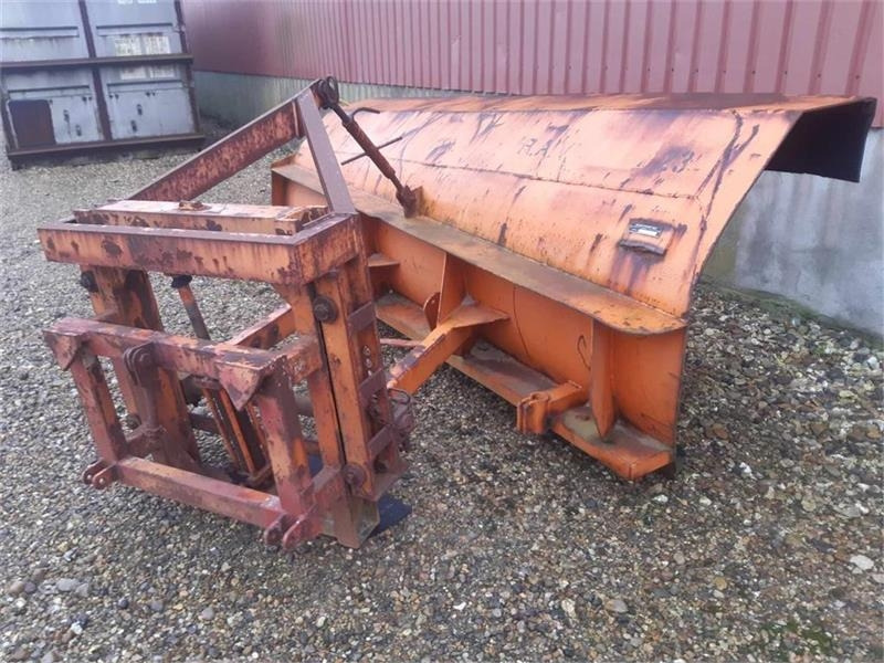 Scantruck - Bajak salju untuk Peralatan pertanian: gambar 1 Scantruck - Bajak salju untuk Peralatan pertanian: gambar 1